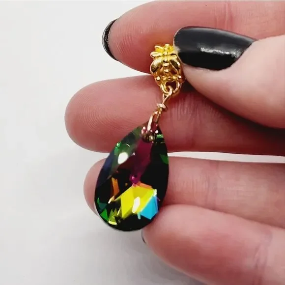 Sparkly! Faceted Rainbow Titanium Crystal Teardrop Gold Column Pendant - Picture 3 of 3